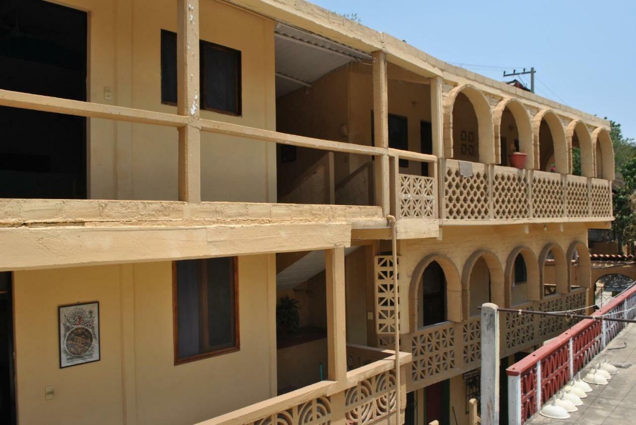 Hotel Capy Puerto Angel Exterior photo