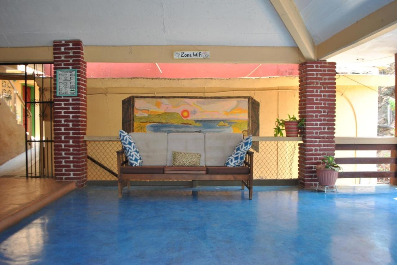 Hotel Capy Puerto Angel Exterior photo